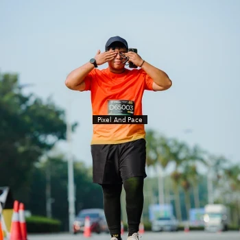 Runner Photo 6914519