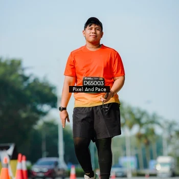 Runner Photo 6914523
