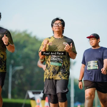 Runner Photo 6914592