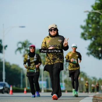 Runner Photo 6914648
