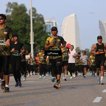 Runner Photo 6914655