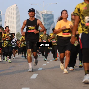 Runner Photo 6914687
