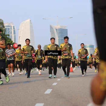 Runner Photo 6914698