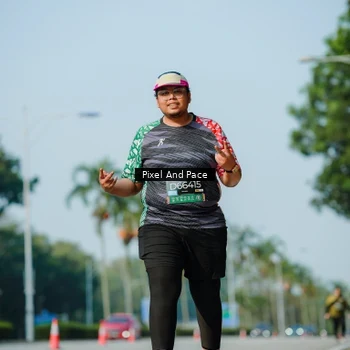 Runner Photo 6914773