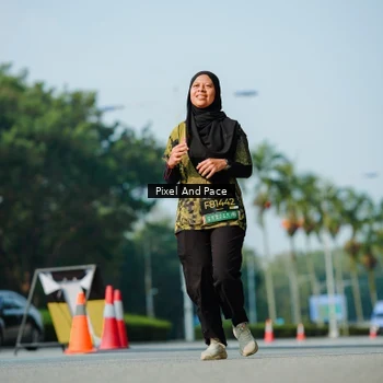 Runner Photo 6914806