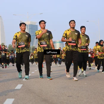 Runner Photo 6914818