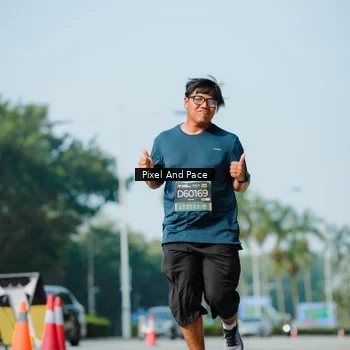 Runner Photo 6914831