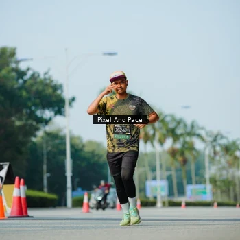 Runner Photo 6914836