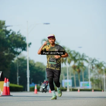 Runner Photo 6914841