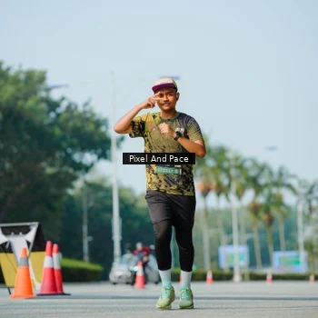 Runner Photo 6914843