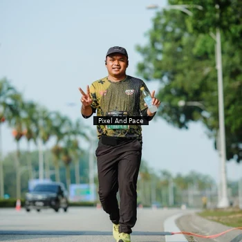 Runner Photo 6914914