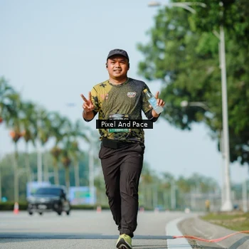 Runner Photo 6914915