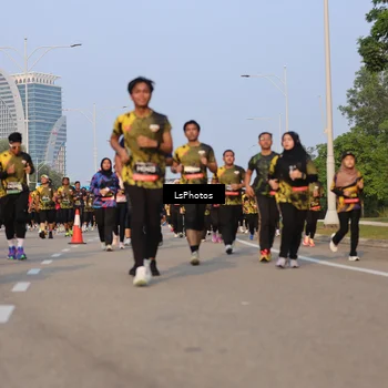 Runner Photo 6915012