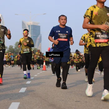 Runner Photo 6915029