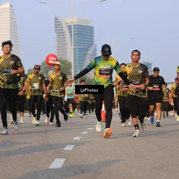 Runner Photo 6915192