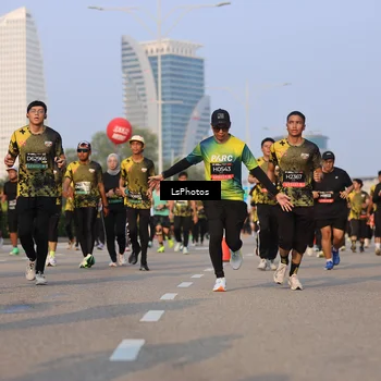 Runner Photo 6915193