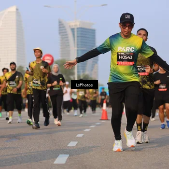 Runner Photo 6915203