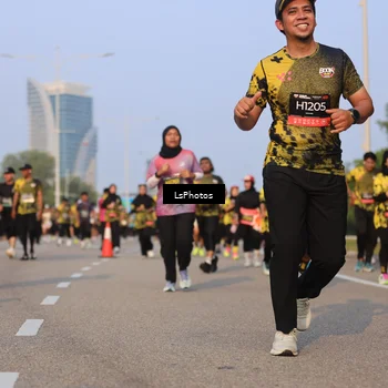 Runner Photo 6915353