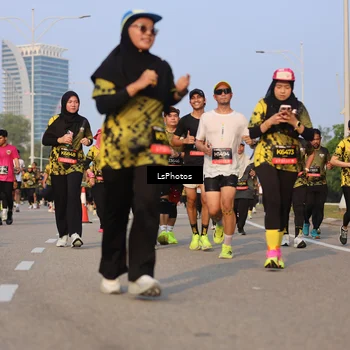 Runner Photo 6915438