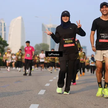 Runner Photo 6915489