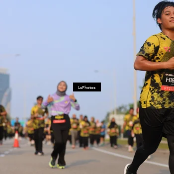 Runner Photo 6915508