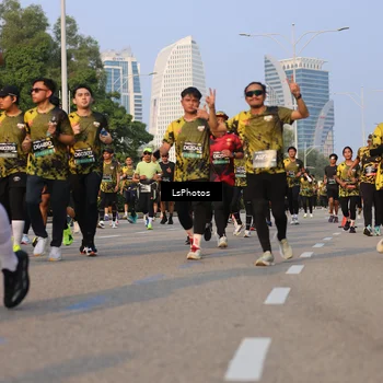 Runner Photo 6915542