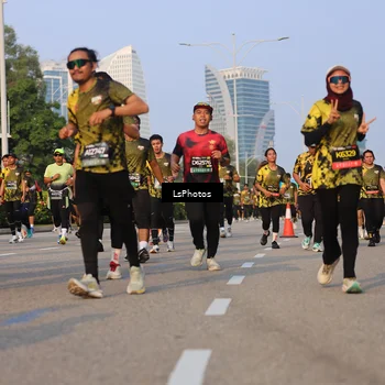 Runner Photo 6915610