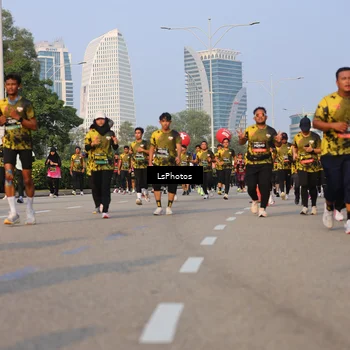Runner Photo 6915684