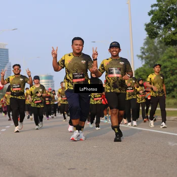 Runner Photo 6915698