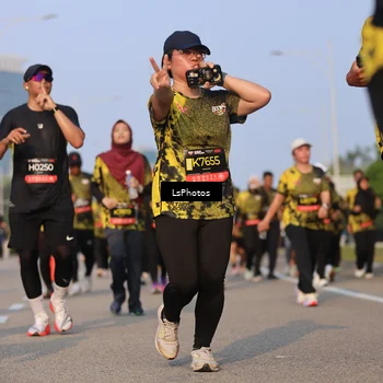 Runner Photo 6915717