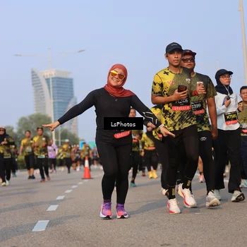 Runner Photo 6915735