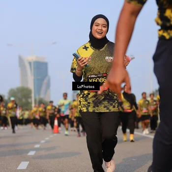 Runner Photo 6915747