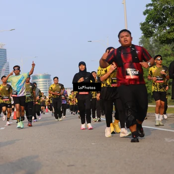 Runner Photo 6915753