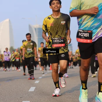 Runner Photo 6915762