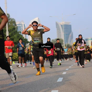 Runner Photo 6915813