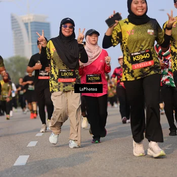Runner Photo 6915844