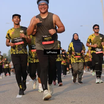 Runner Photo 6915906