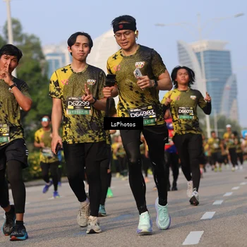 Runner Photo 6915942
