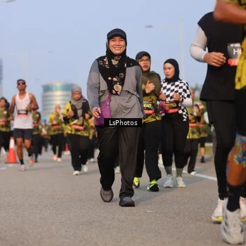 Runner Photo 6915960