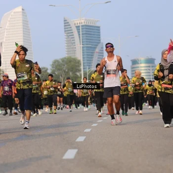 Runner Photo 6915962