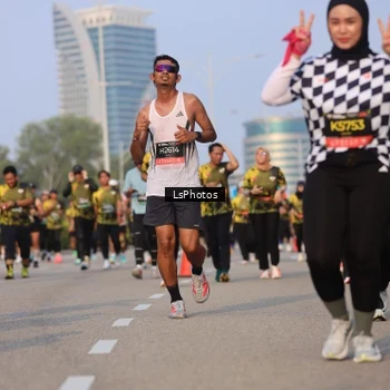 Runner Photo 6915965