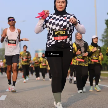 Runner Photo 6915971