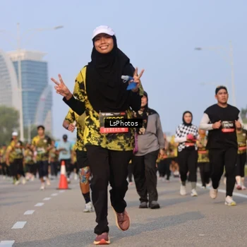 Runner Photo 6915981