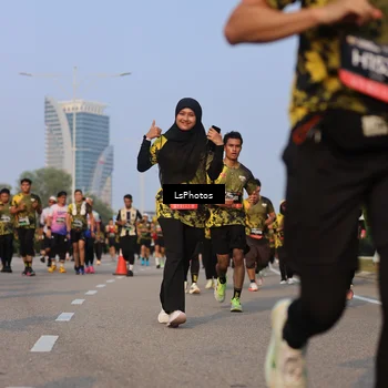 Runner Photo 6916051