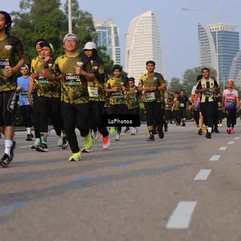 Runner Photo 6916056