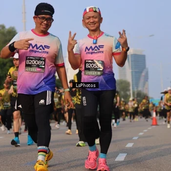 Runner Photo 6916092