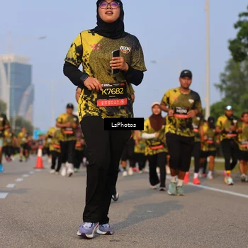 Runner Photo 6916135