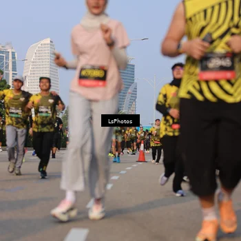 Runner Photo 6916139