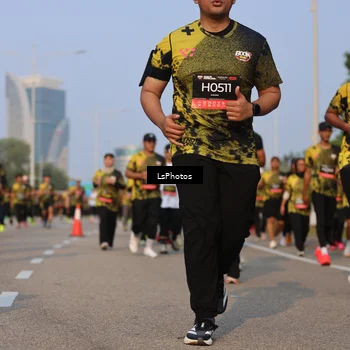 Runner Photo 6916140