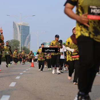 Runner Photo 6916141